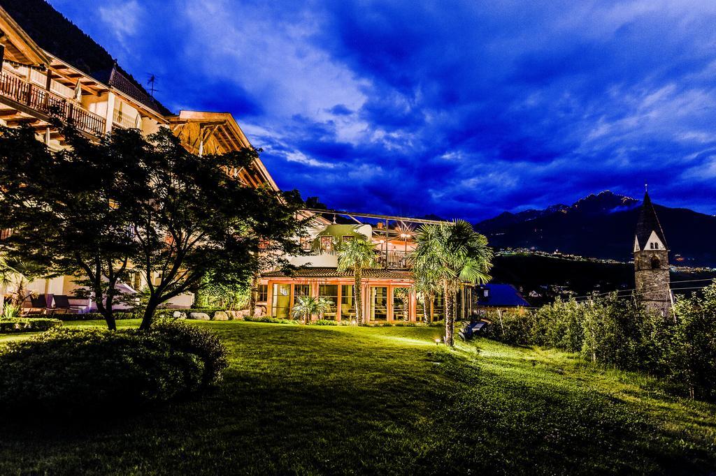 Hotel Kassian Algund Buitenkant foto