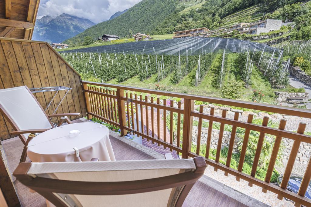 Hotel Kassian Algund Buitenkant foto